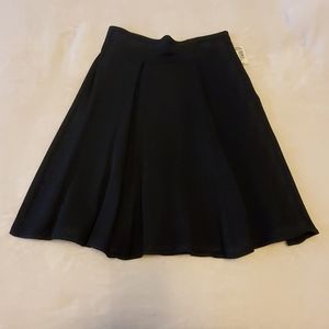 AGB Byer Black Flowy Skirt Size M New With Tags